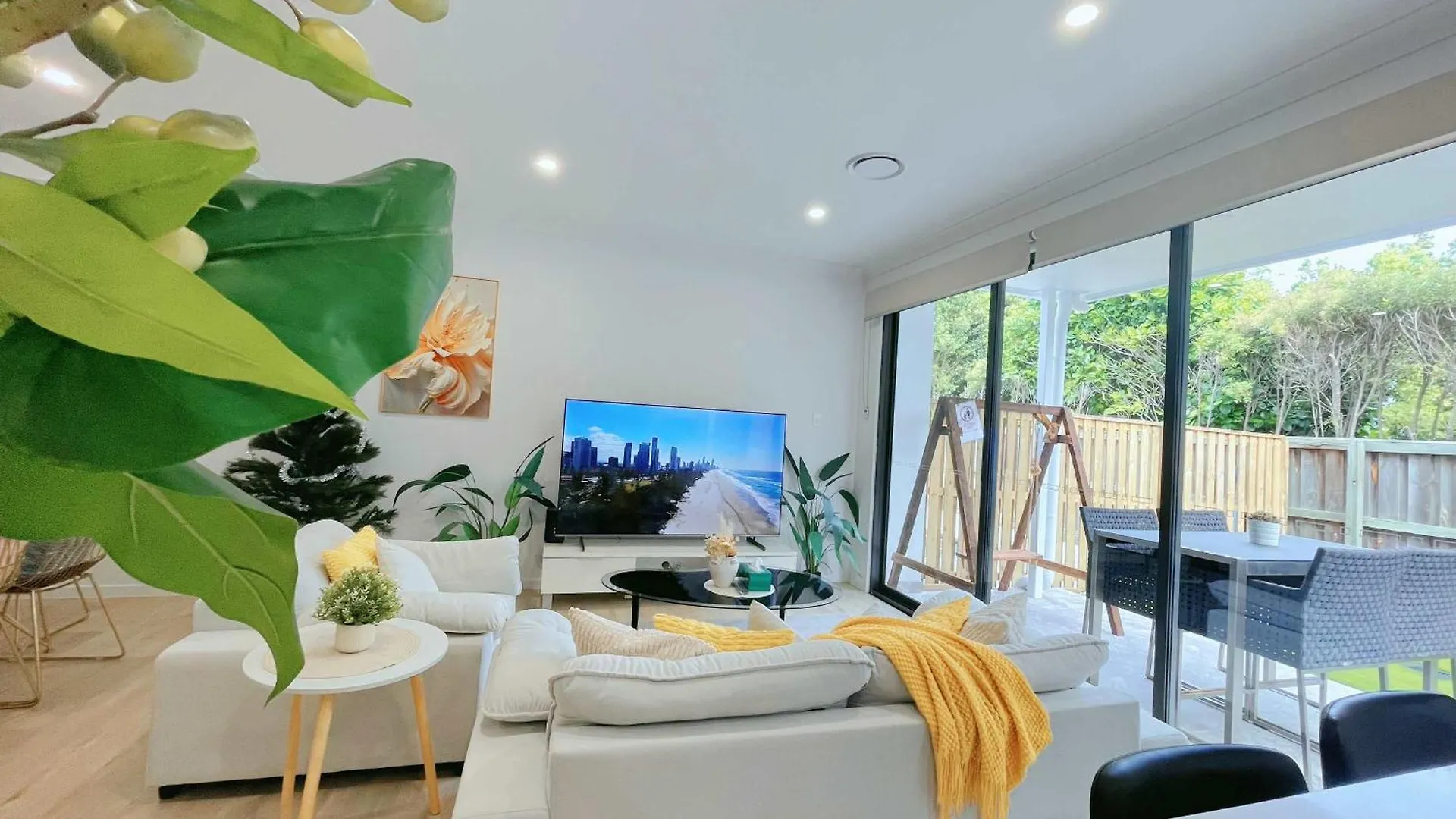 Brand New 3br Modern Comfort Oasis Wifi Parking Holiday home *