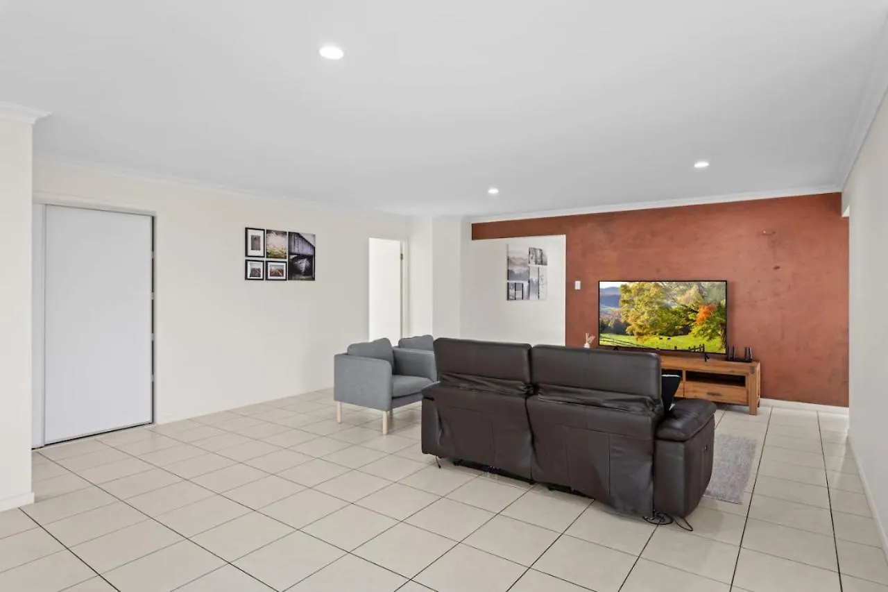 Hébergement de vacances Stunning 4br With Yard Parking Costco And Theme Park