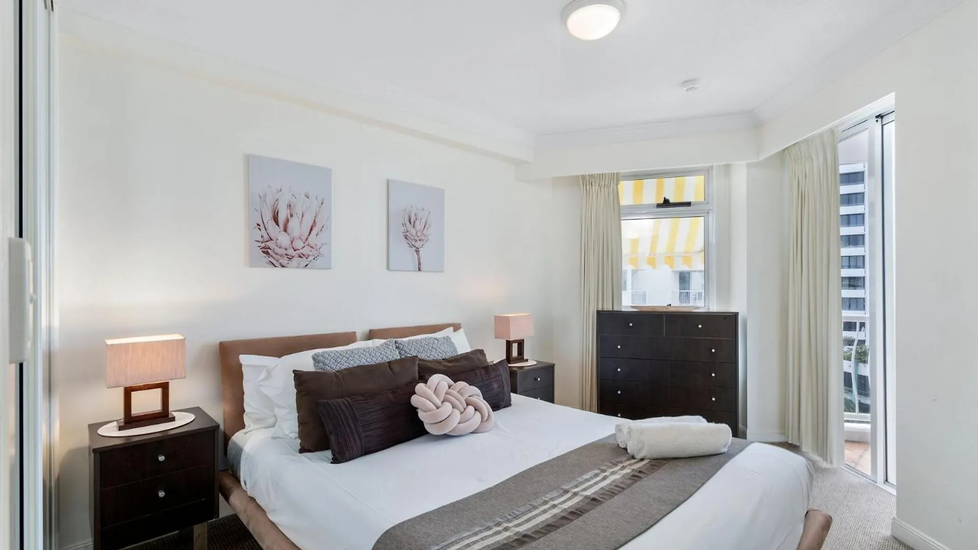 Phoenician Broadbeach - Gclr Apartment Gold Coast