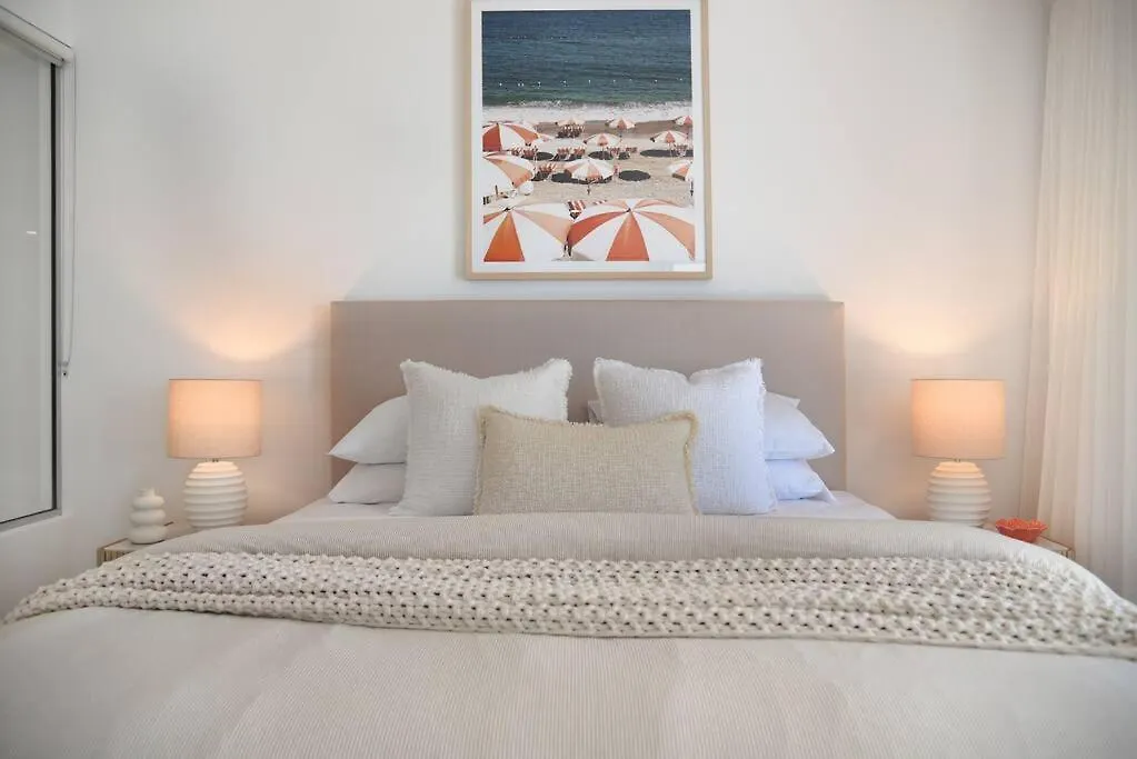 Beauty At Oracle 12502 Apartment