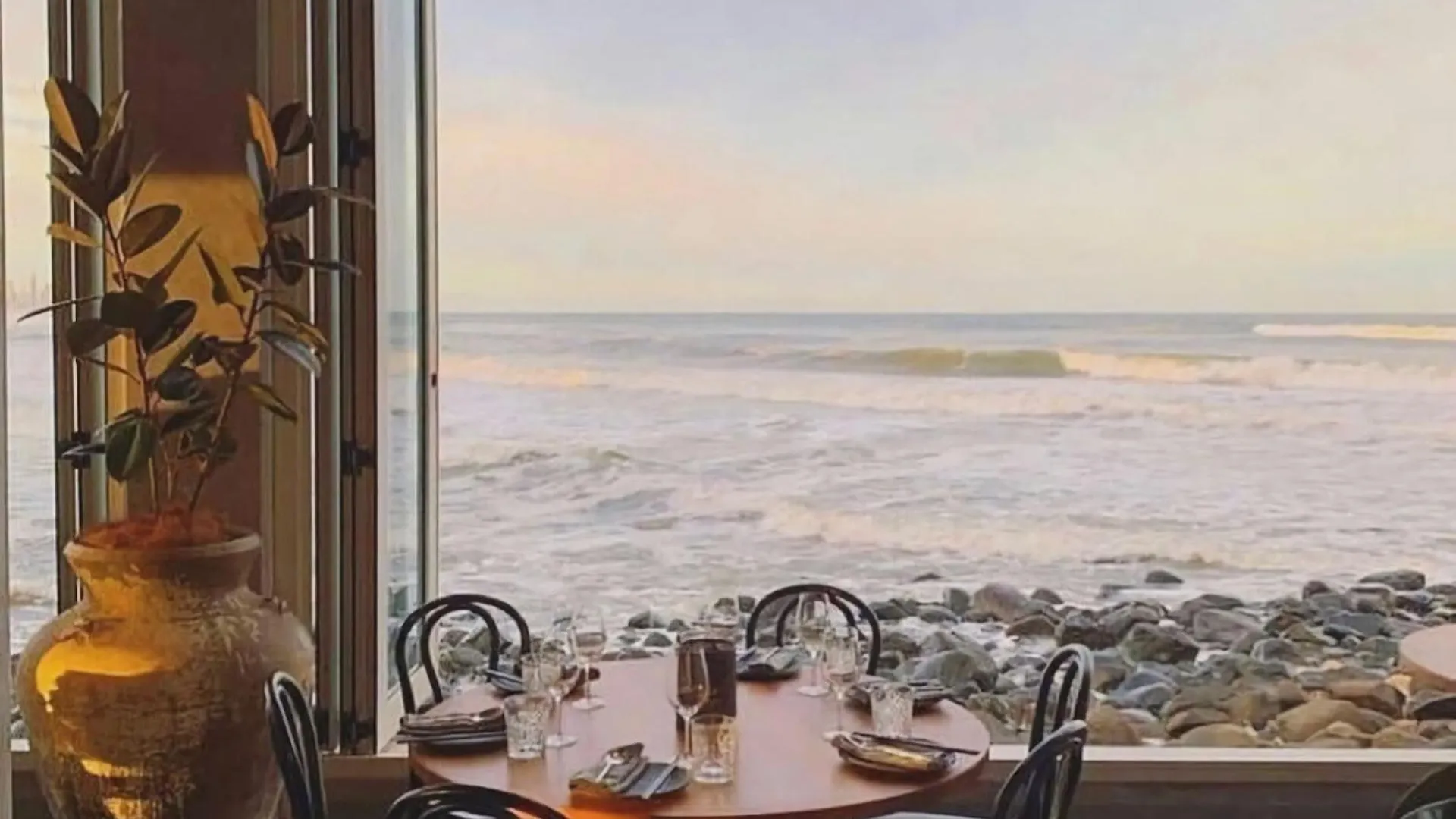 Coastal Escape Burleigh Heads * Gold Coast