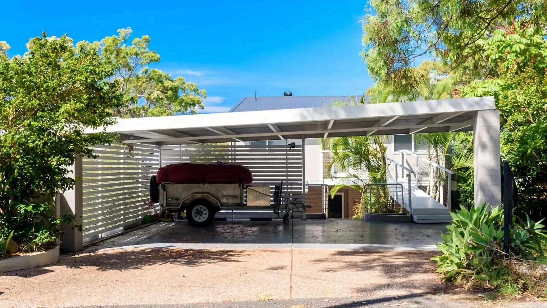 Coastal Escape Burleigh Heads