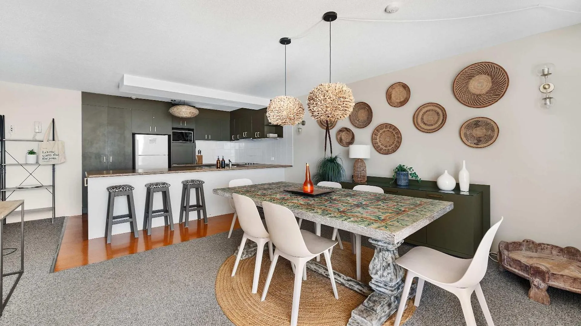 The Rocks Unit 3d Apartment Gold Coast