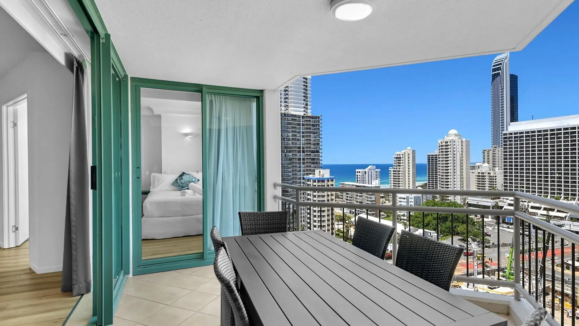 公寓 Crown Tower By Serain Residences *