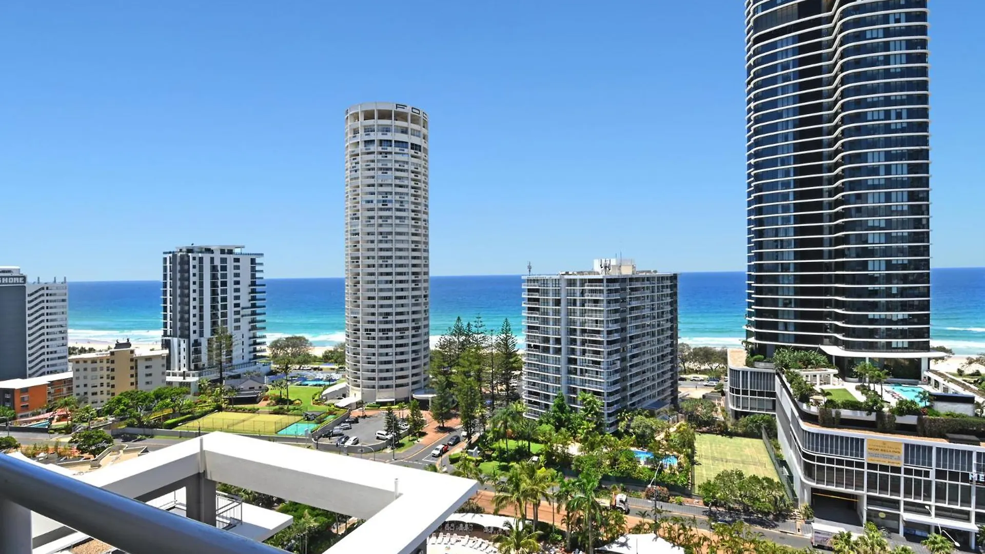 Crown Tower By Serain Residences 黄金海岸