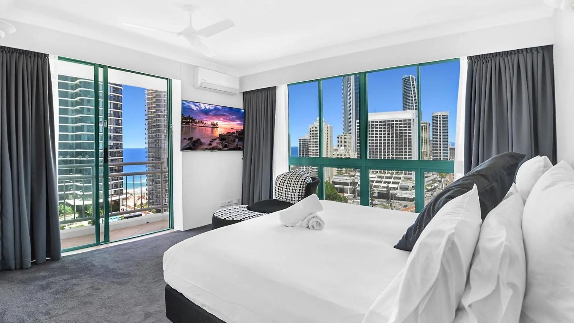 Crown Tower By Serain Residences