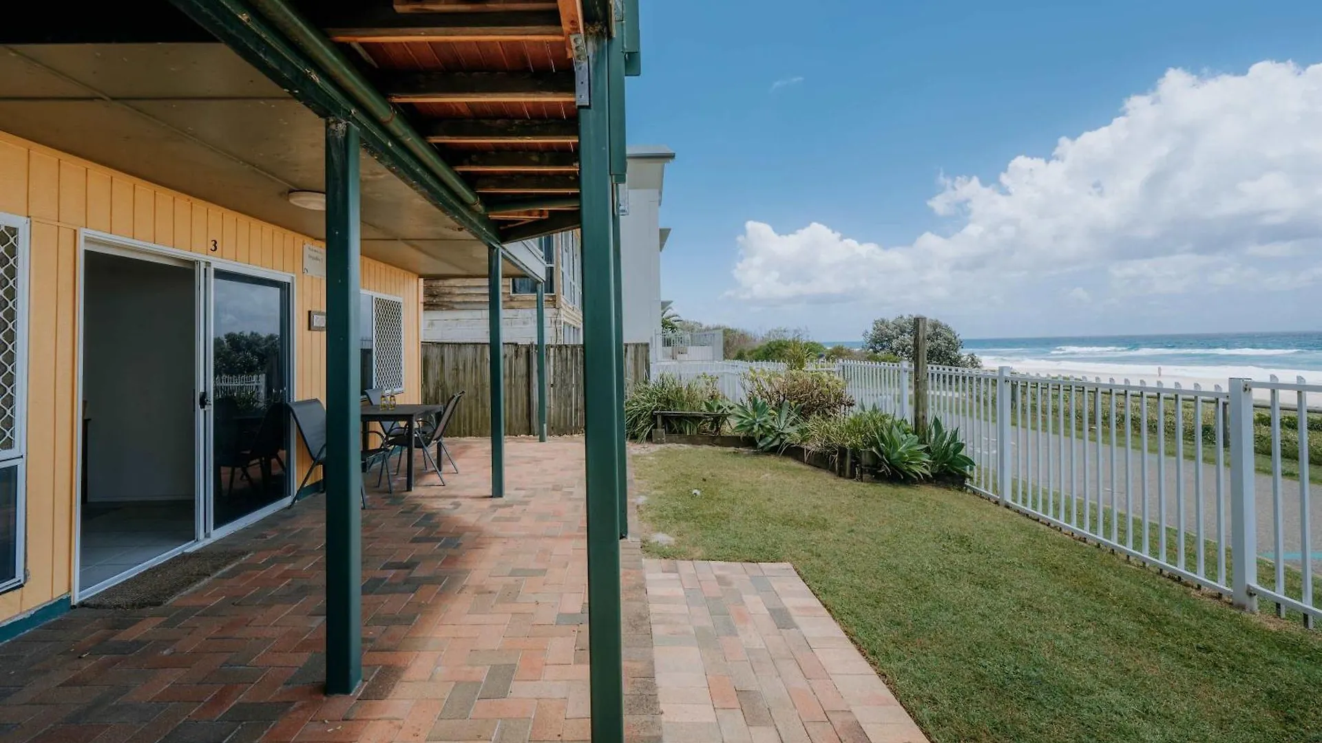 Brigadine Tugun Unit 3