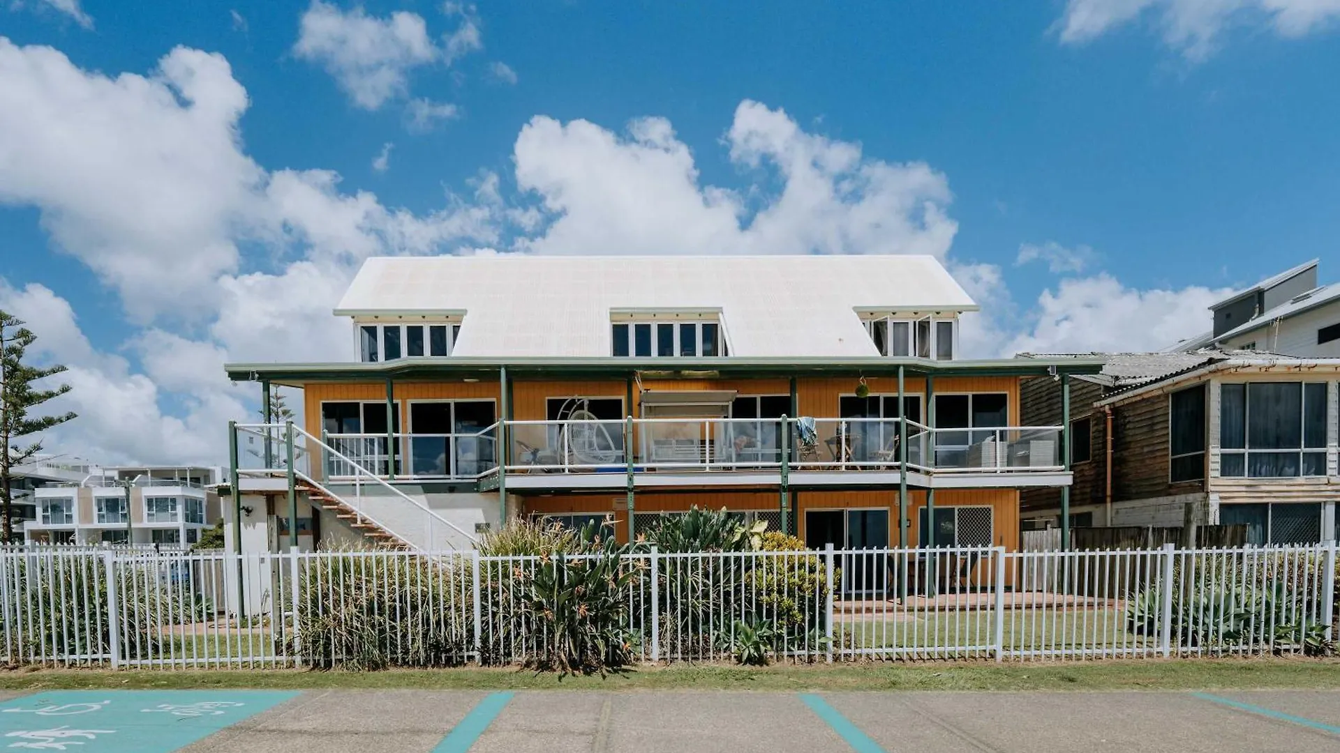 Apartment Brigadine Tugun Unit 2