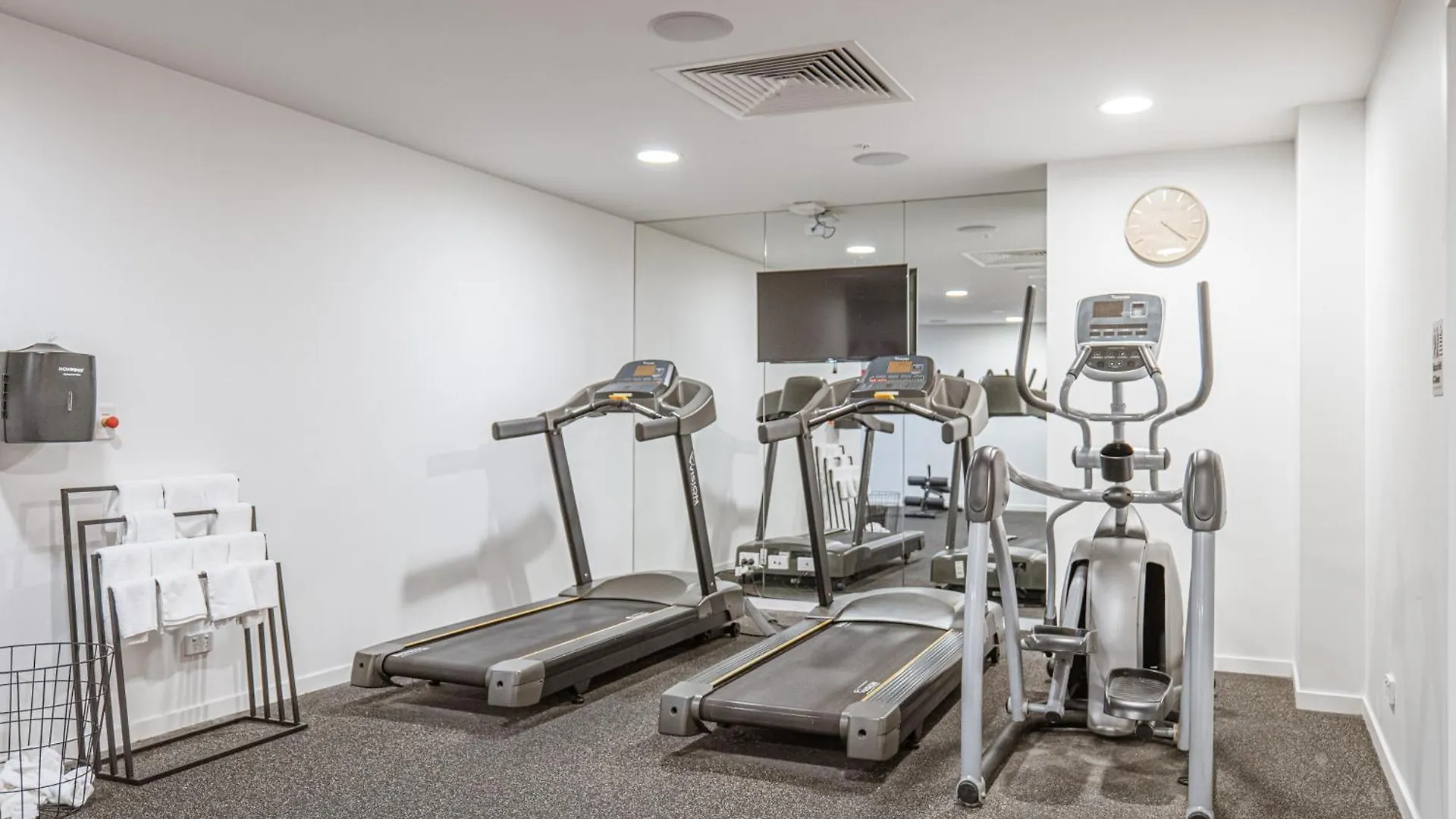 Special Deal! 2br In Heart Of Gold Coast