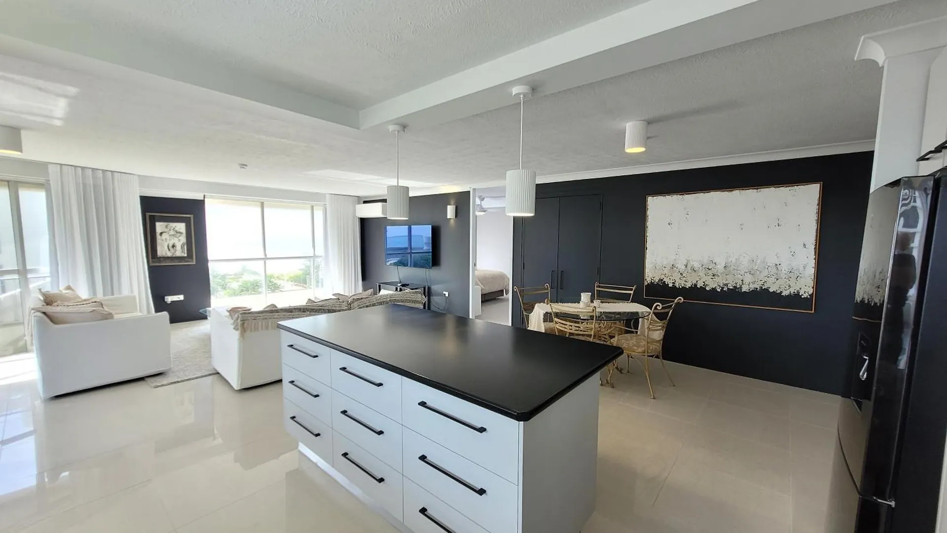 Surfers Aparthotel