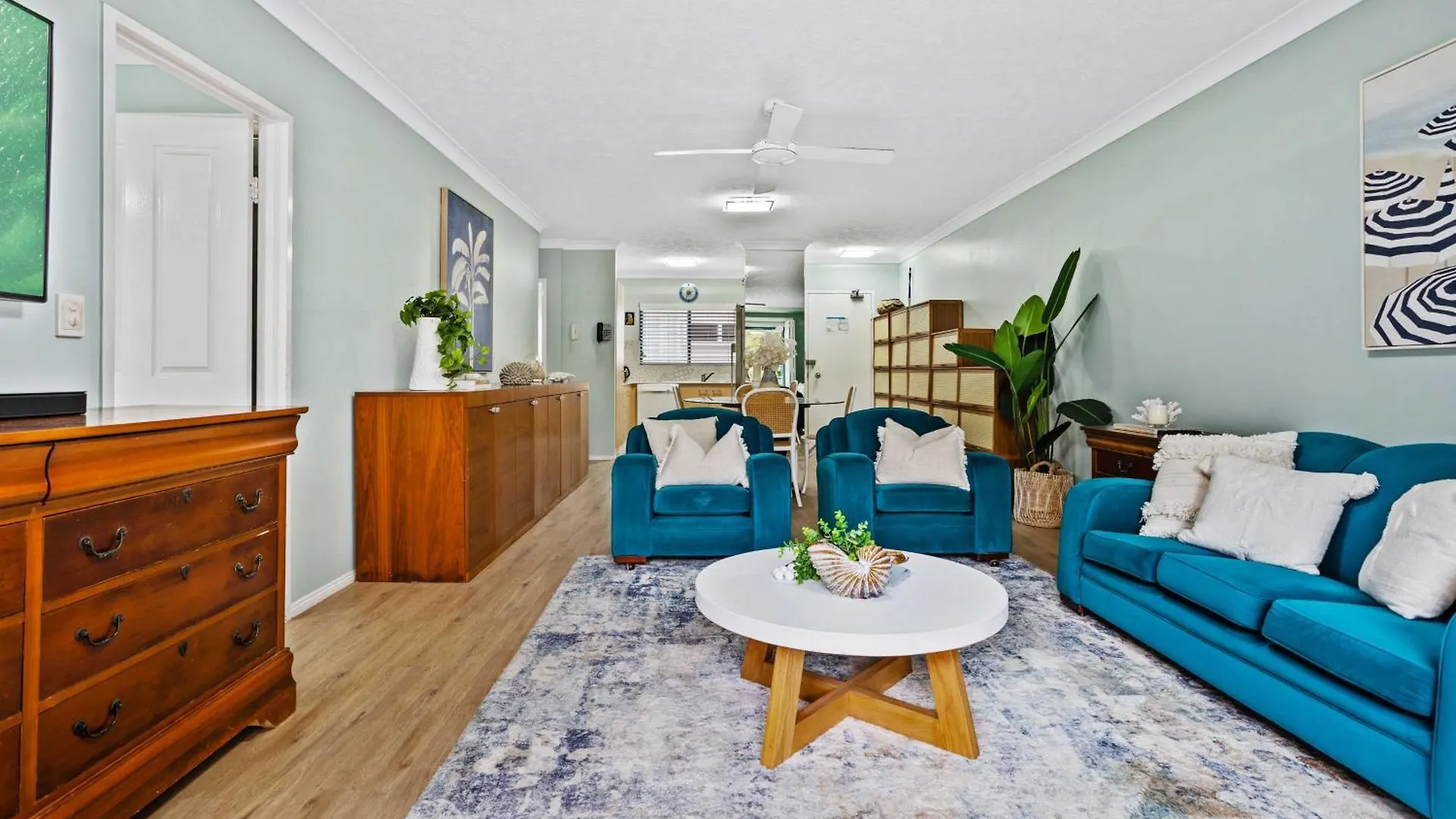 Bella Mare Coolangatta Beachside 아파트호텔 4*