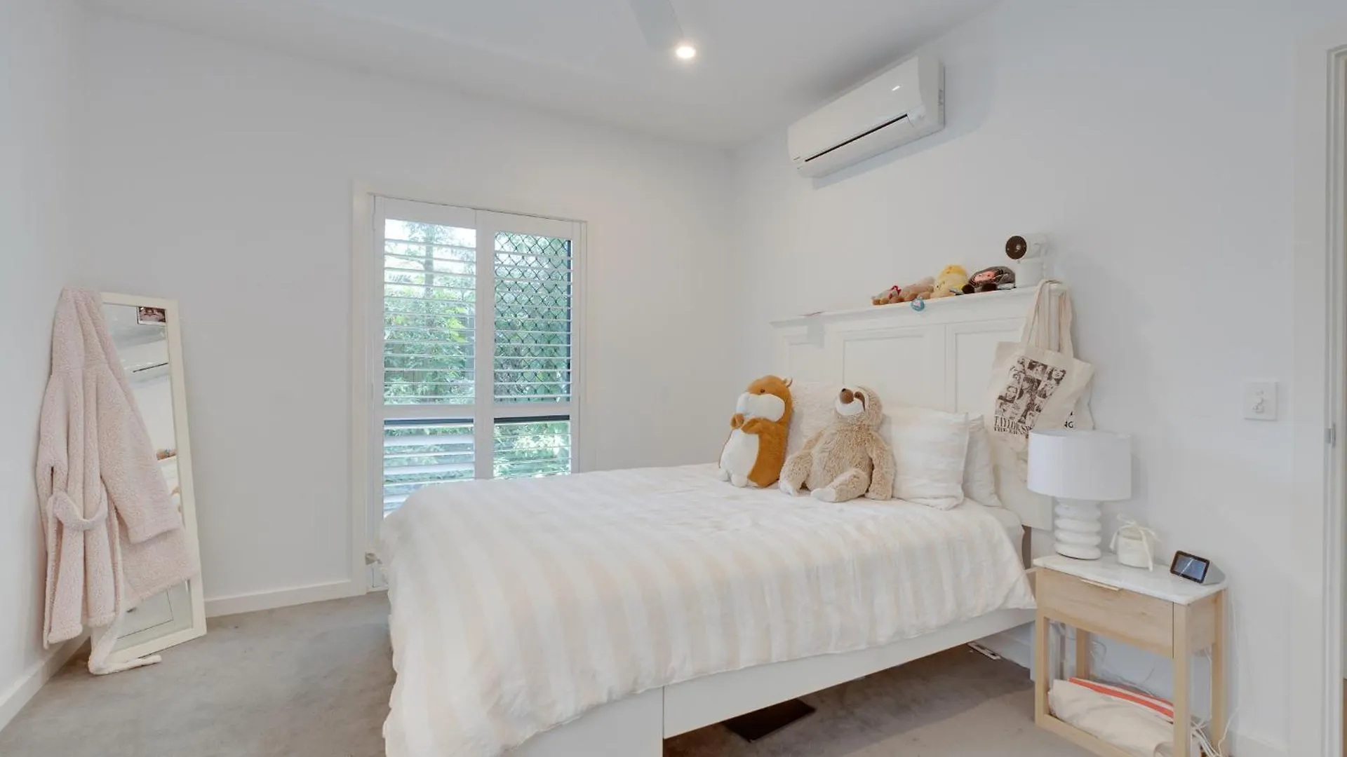 Christmas Special! Spacious 4-br Family Oasis
