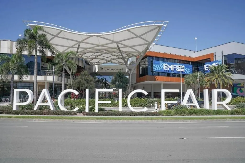 1b In The Heart Of Broadbeach! Appartamento Gold Coast