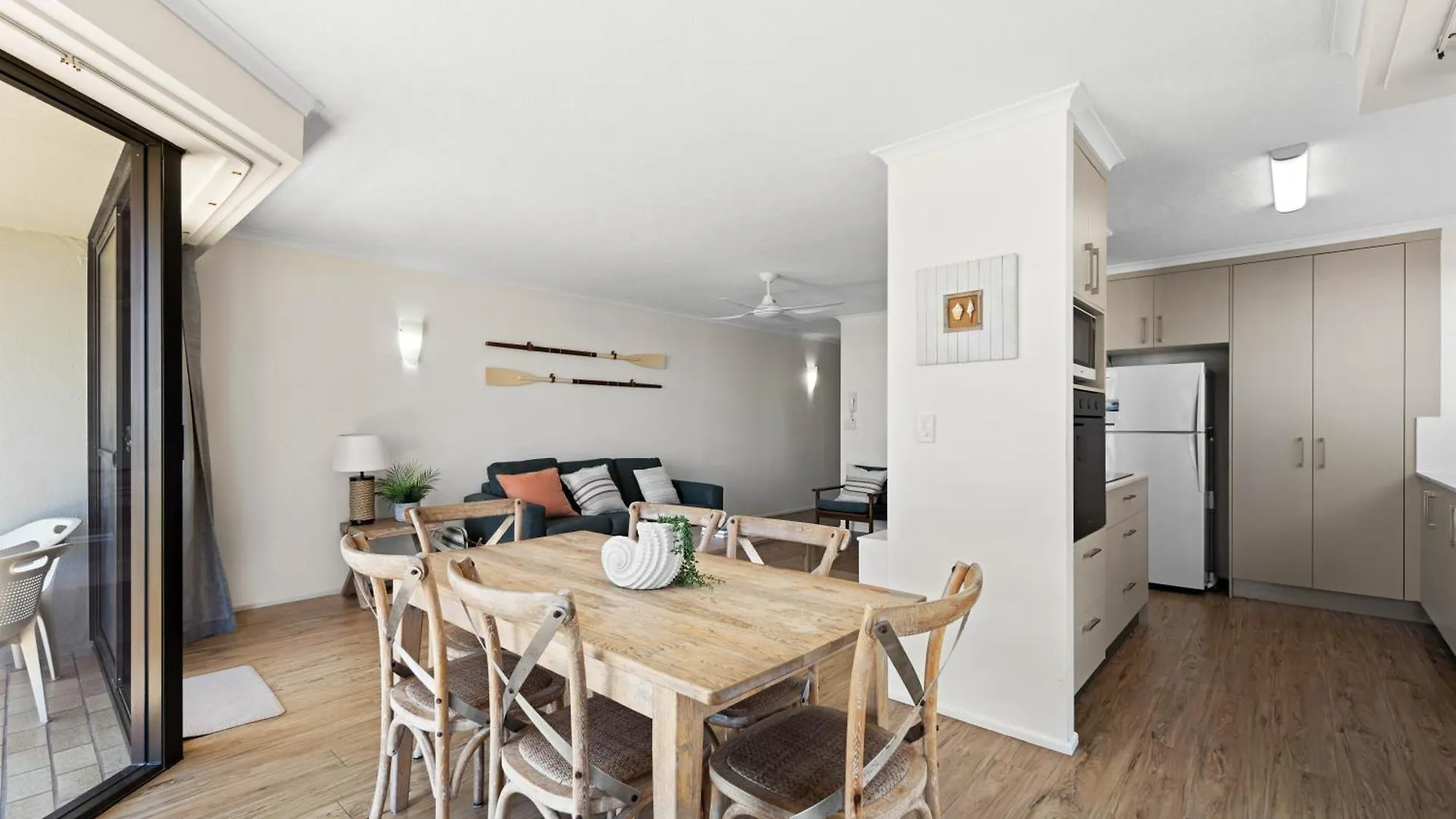 Apartment Surfside Court - Hosted By Burleigh Letting