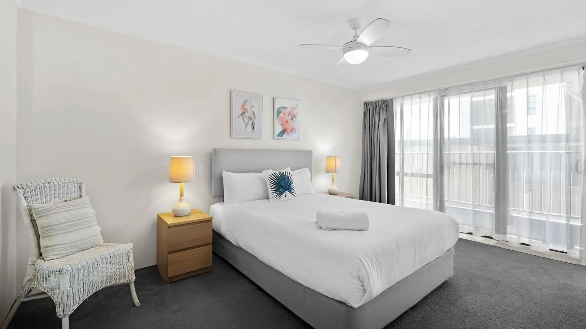 Surfside Court - Hosted By Burleigh Letting Apartment *