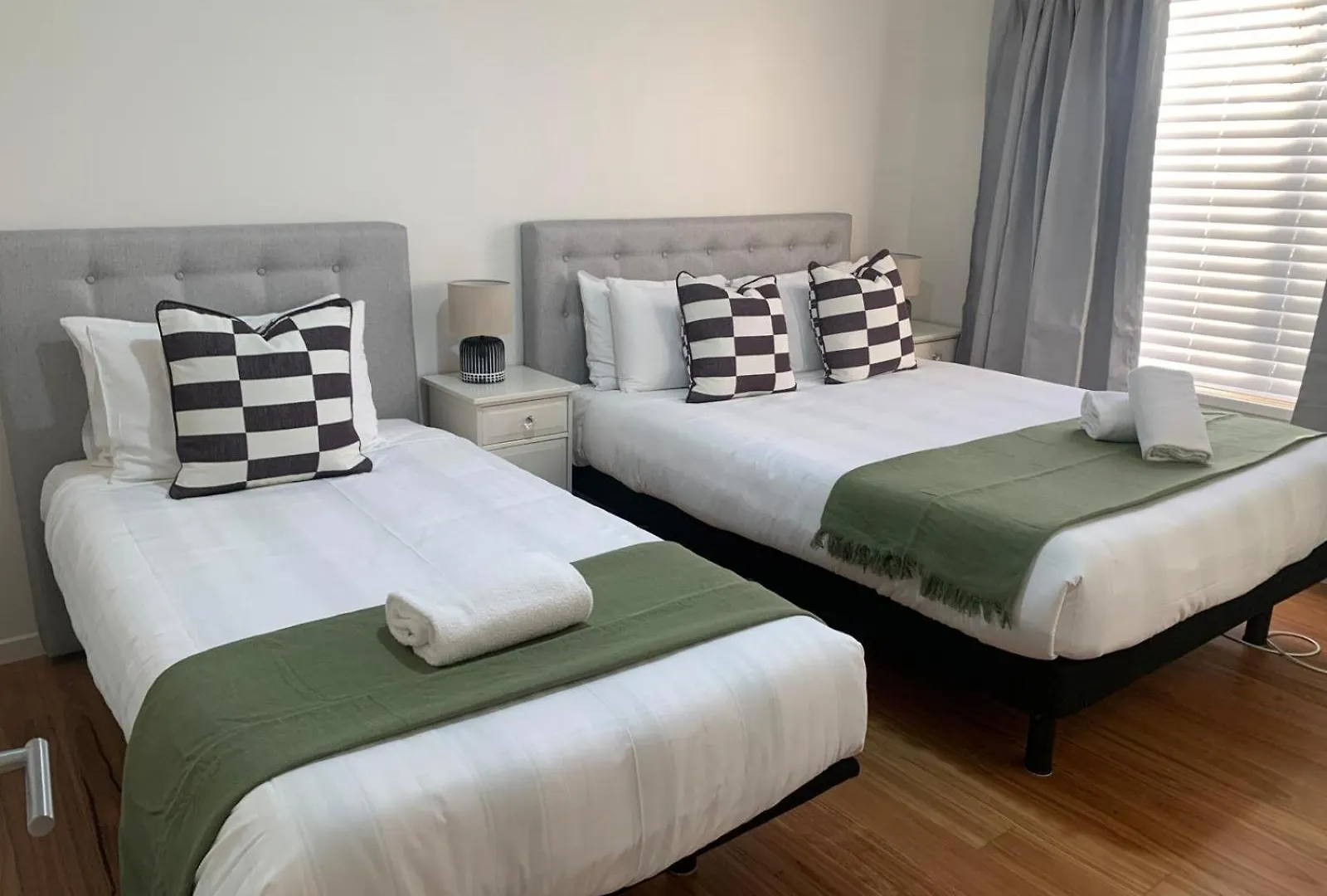 Surfers Enclave - A Spacious Family Lägenhet