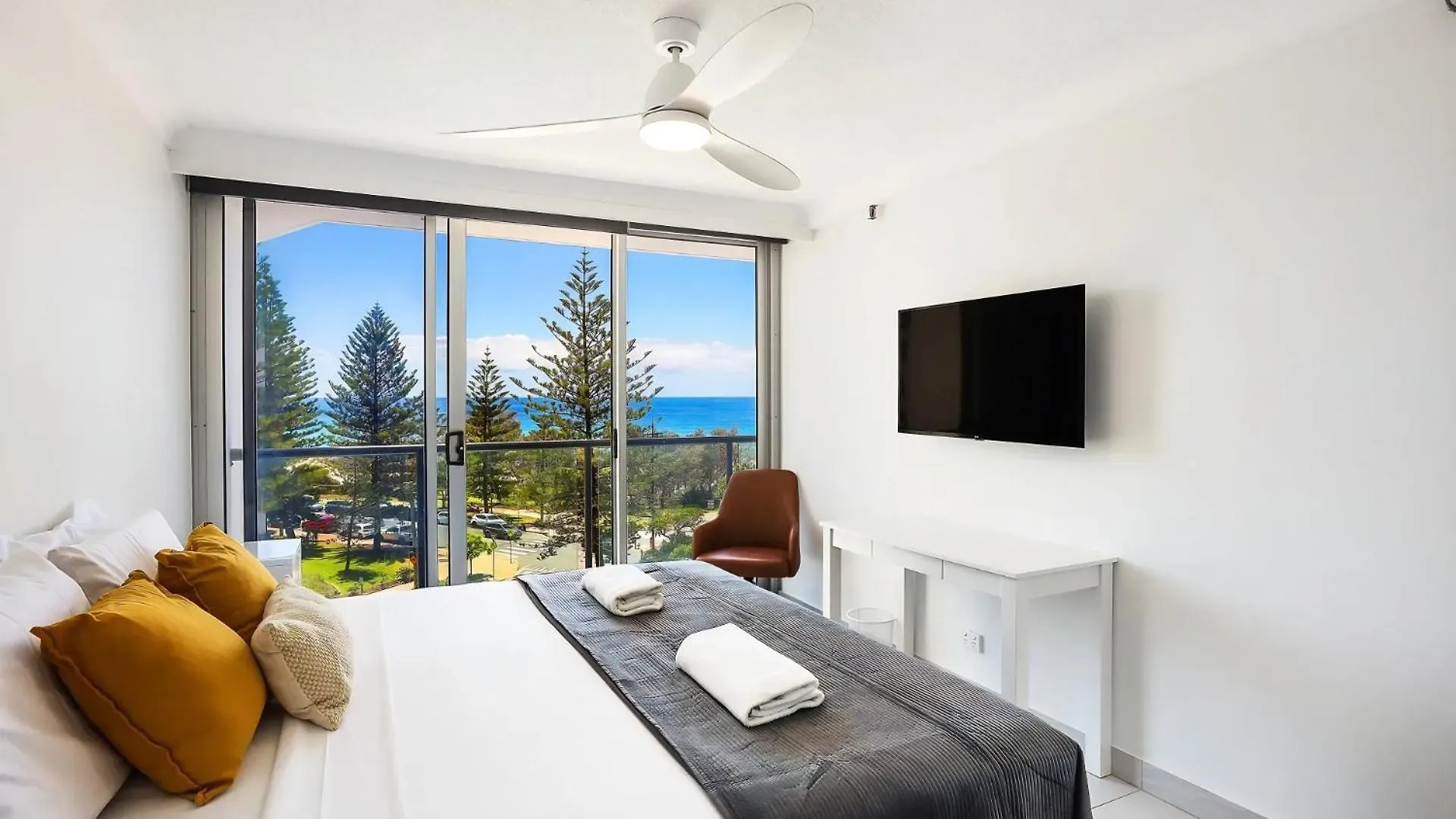 Lejlighed Paradise Beachfront Escape Gold Coast