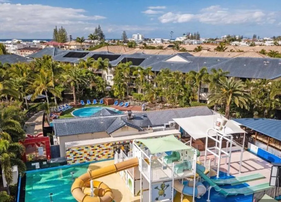 Ultimate Getaway Pools, Waterslides And Steps From The Daire *