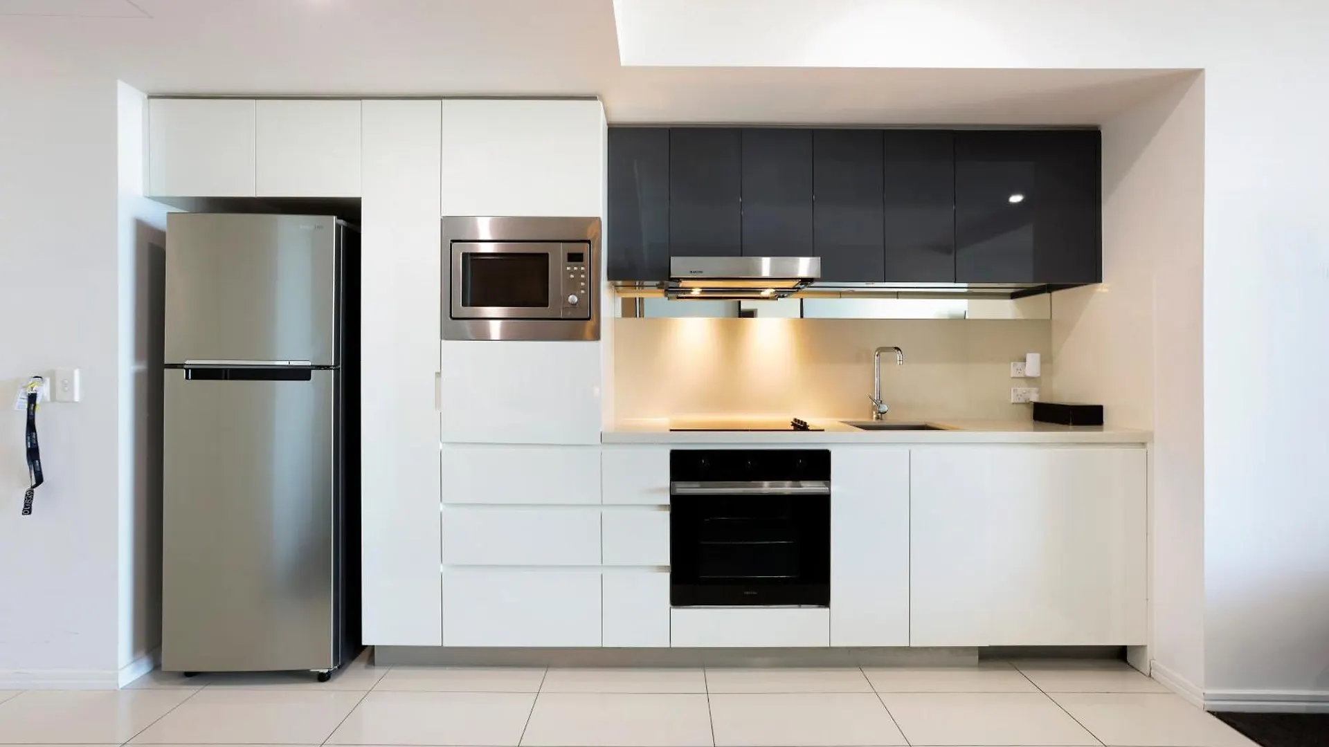 Apartamento Number 1 H Residences - Wifi, Parking & By Holidays