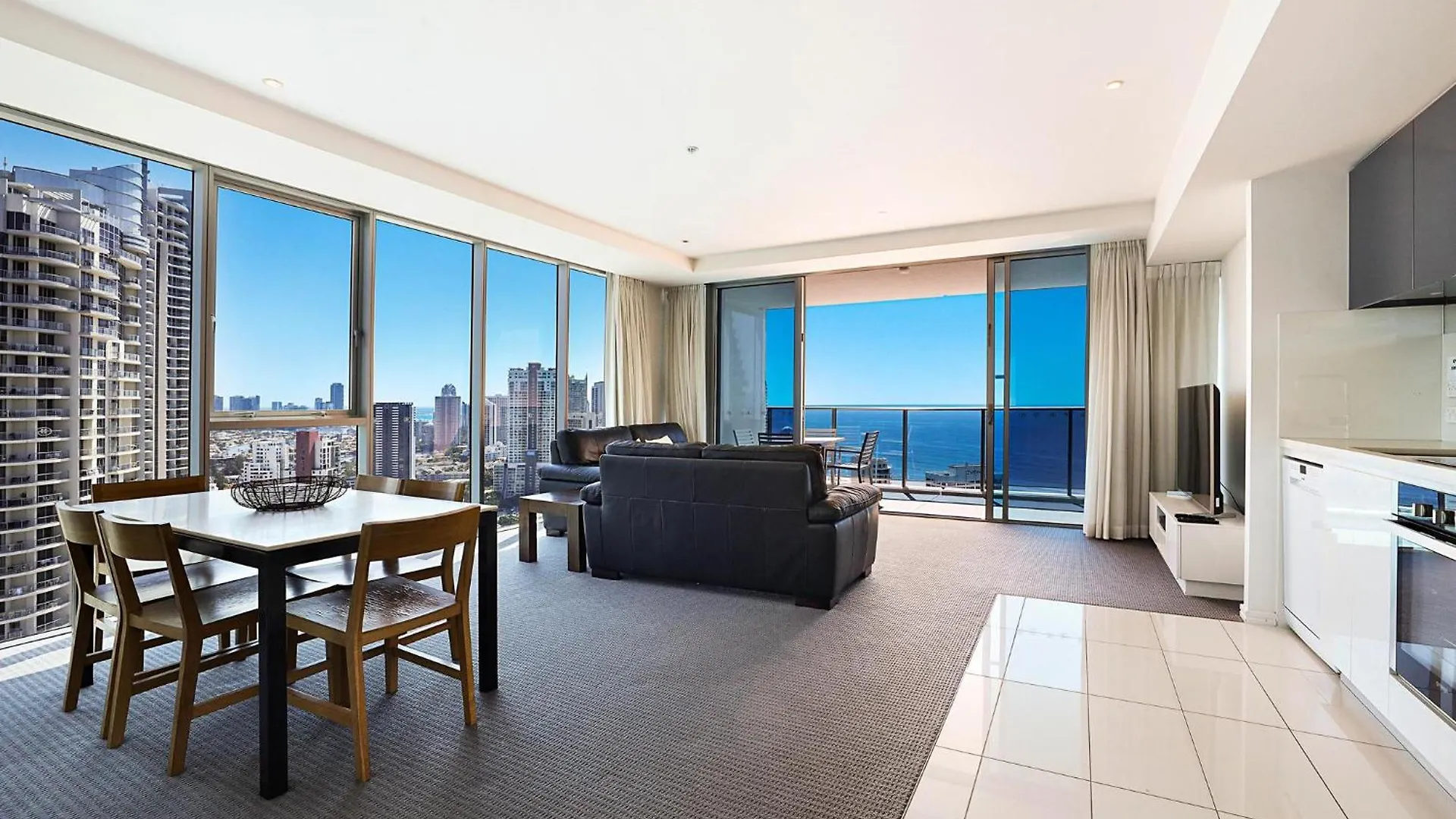 Apartamento Number 1 H Residences - Wifi, Parking & By Holidays