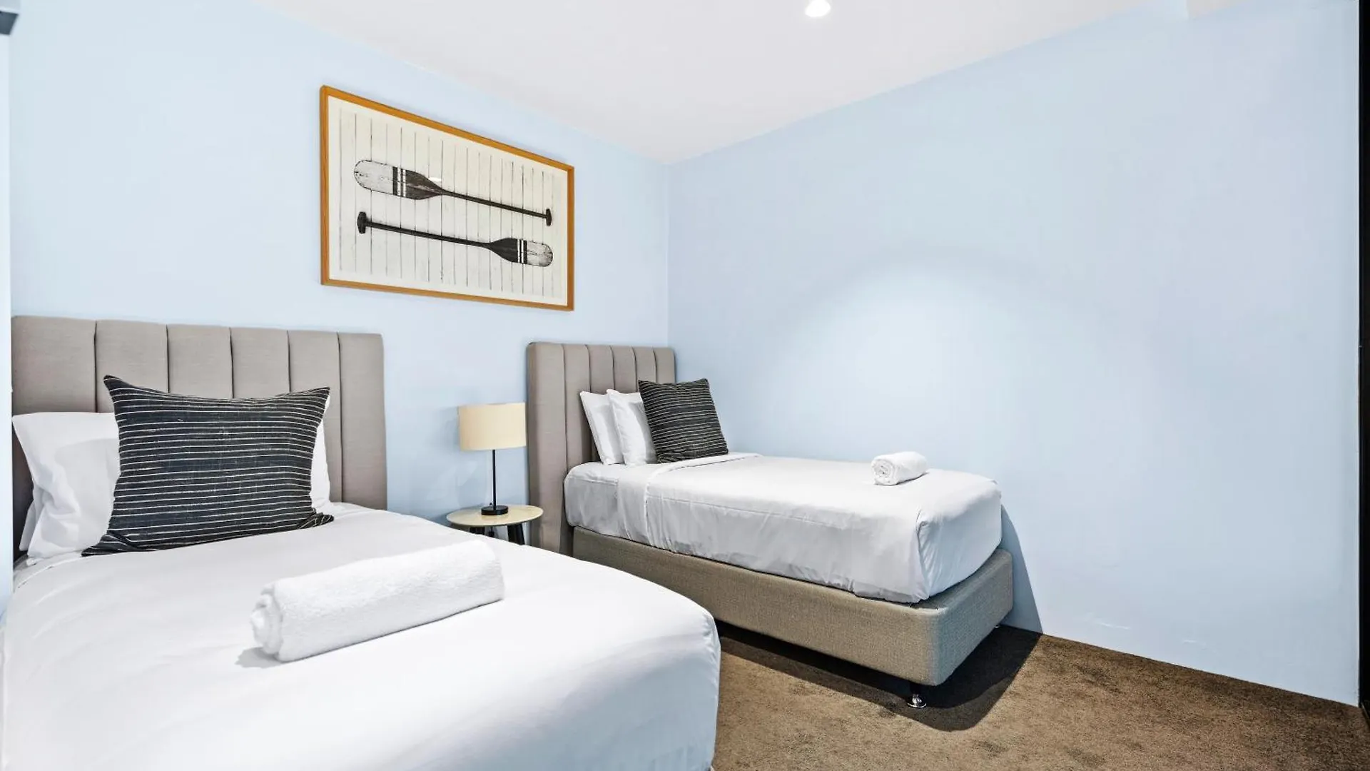 Two Bedroom Self Contained - Circle On Cavill - Privately Managed