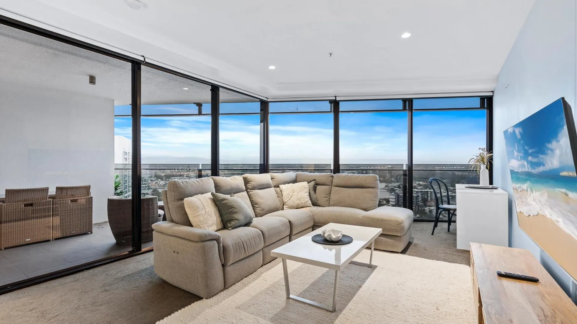 Two Bedroom Self Contained - Circle On Cavill - Privately Managed Apartamento Gold Coast