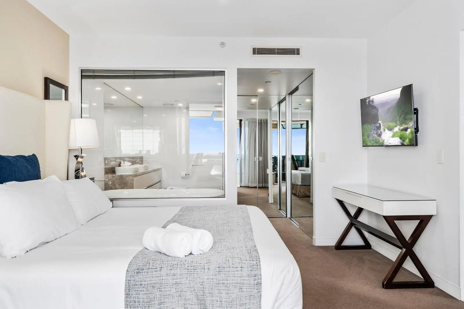 Soul Surfers Paradise - Gclr