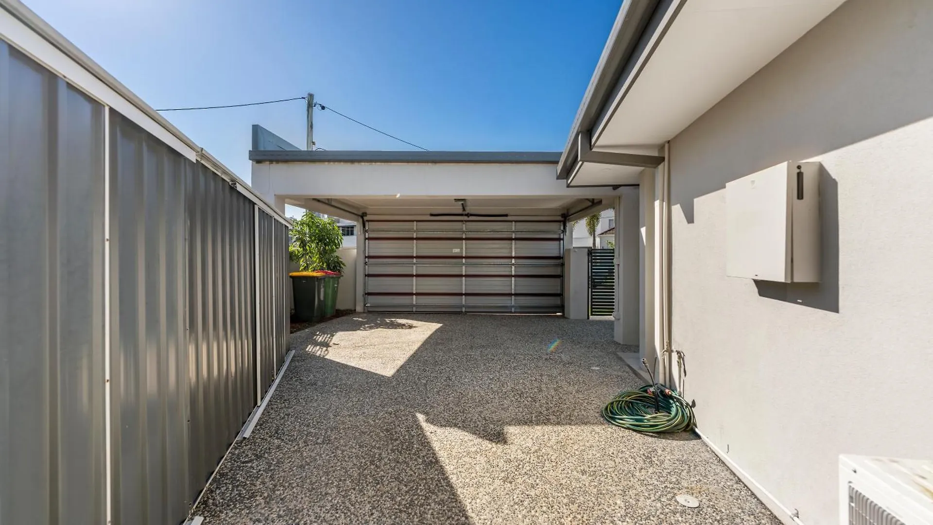 Lux Waterfront Villa With Magnesium Spa - The Goldie * Gold Coast