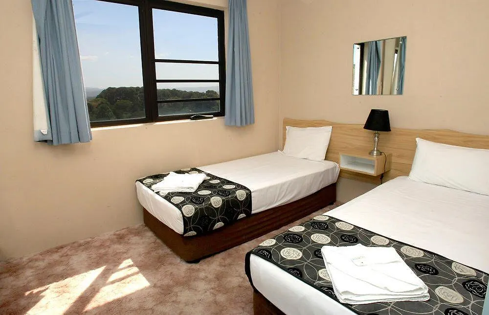 Burleigh Gardens North Hi-rise Апарт-отель 3*