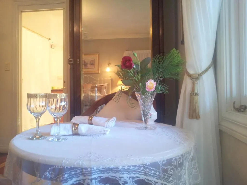 Mt Tamborine Couette-café