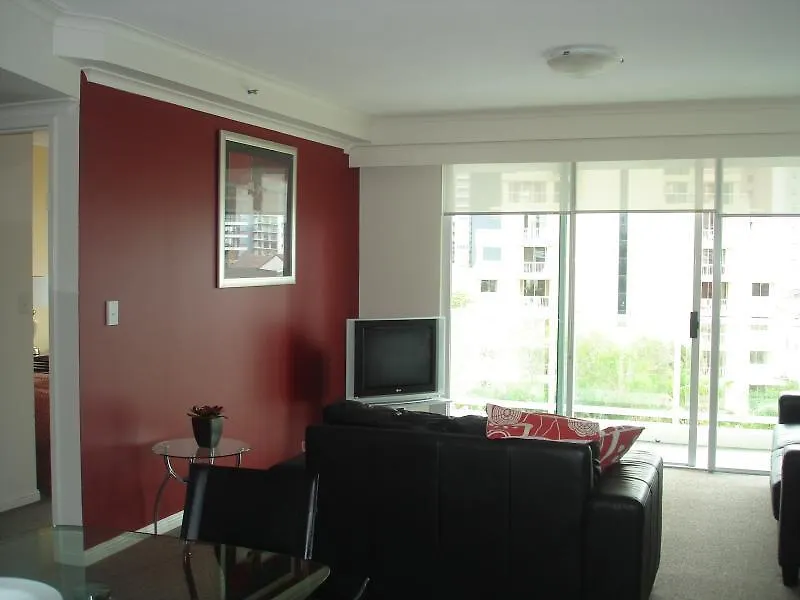 Aparthotel The Crest 4*