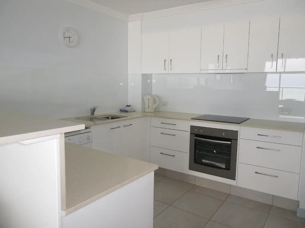Pacific Surf Absolute Beachfront 3*