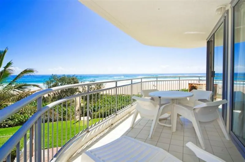Apart-hotel Oceanside - Absolute Beachfront Gold Coast