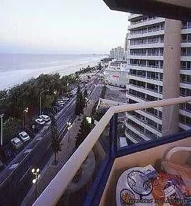 Grosvenor Beachfront Surfers Paradise Aparthotel 3*