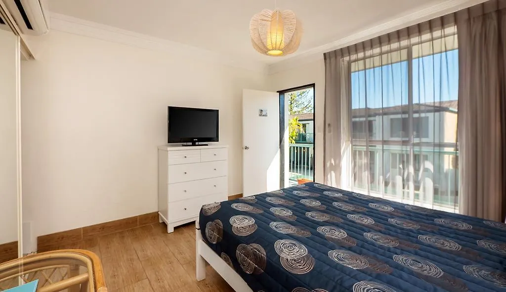 Bilinga Motel 2*