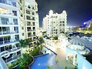 Broadbeach 4*