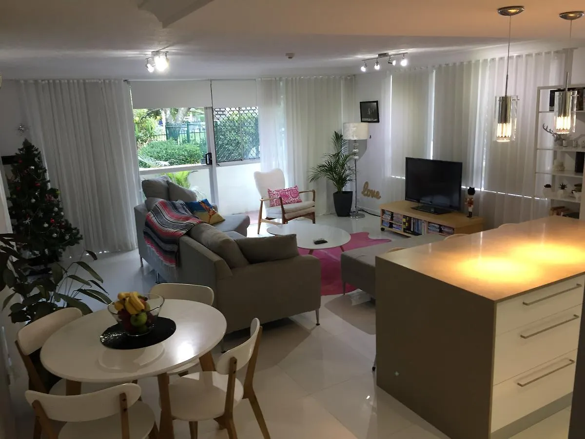 Apartman Beachside Beauty At Burleigh Pavilion!