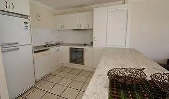Aparthotel Foreshore Beachfront Gold Coast