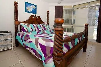 Aparthotel Foreshore Beachfront Gold Coast