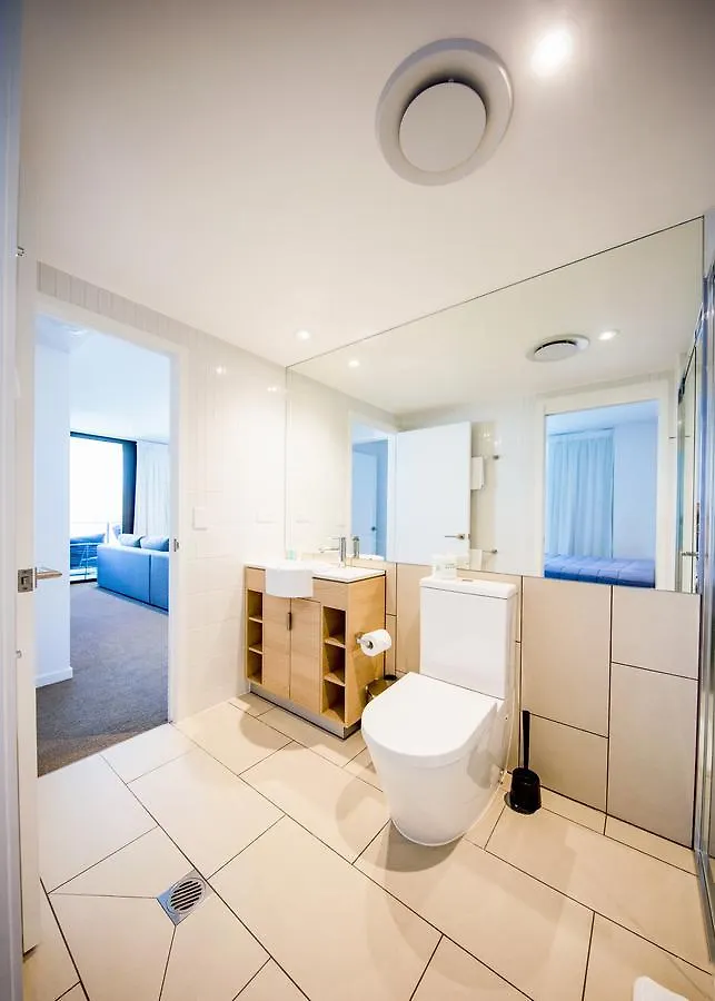 Dayday Premier At 2663 Hwy, Broadbeach * Gold Coast