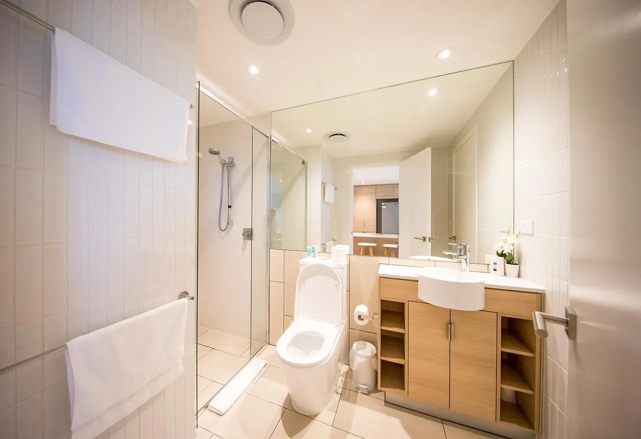 Dayday Premier At 2663 Hwy, Broadbeach Apartment