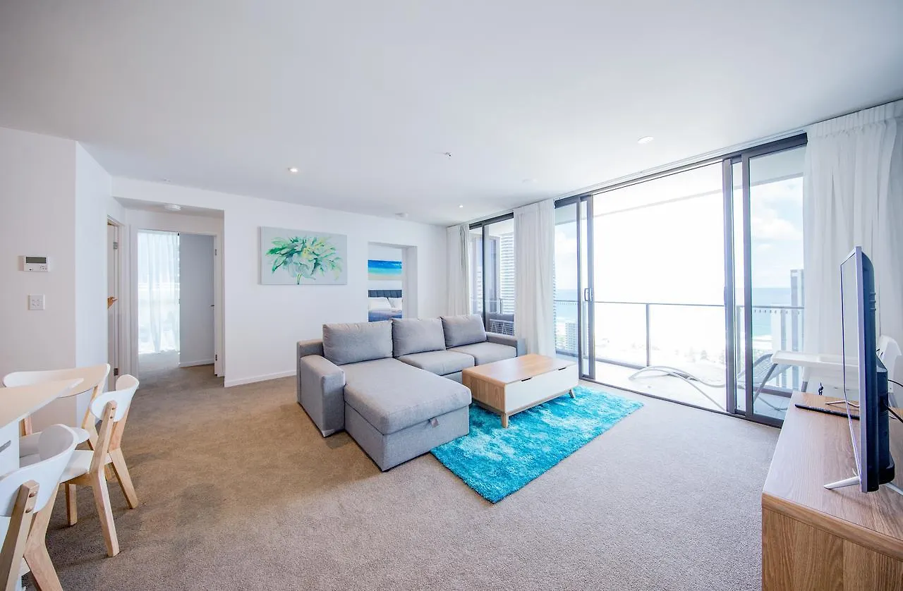 Dayday Premier At 2663 Hwy, Broadbeach Gold Coast