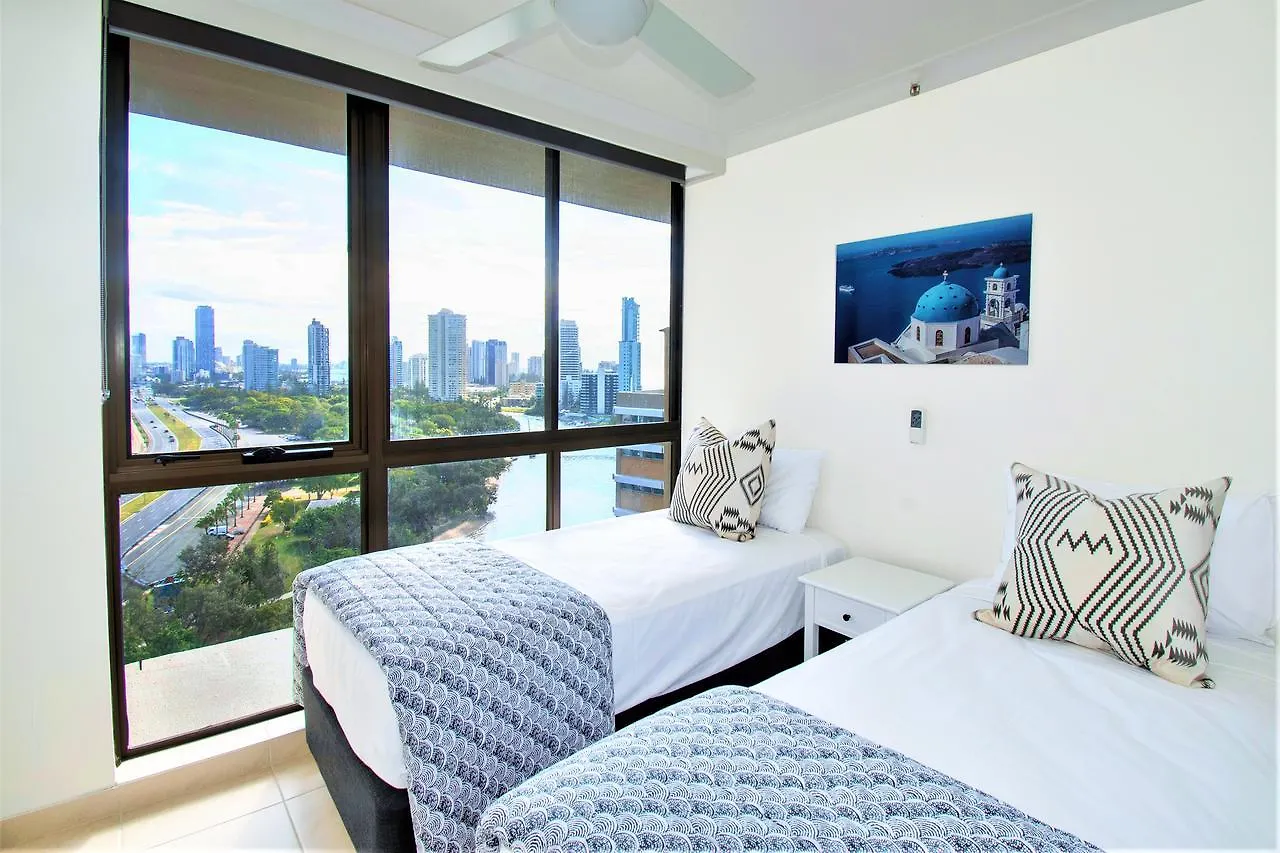 Aparthotel Capricorn One Beachside - Official