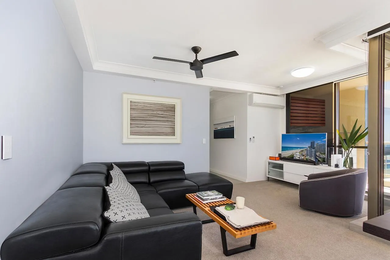 Capricorn One Beachside - Official Gold Coast