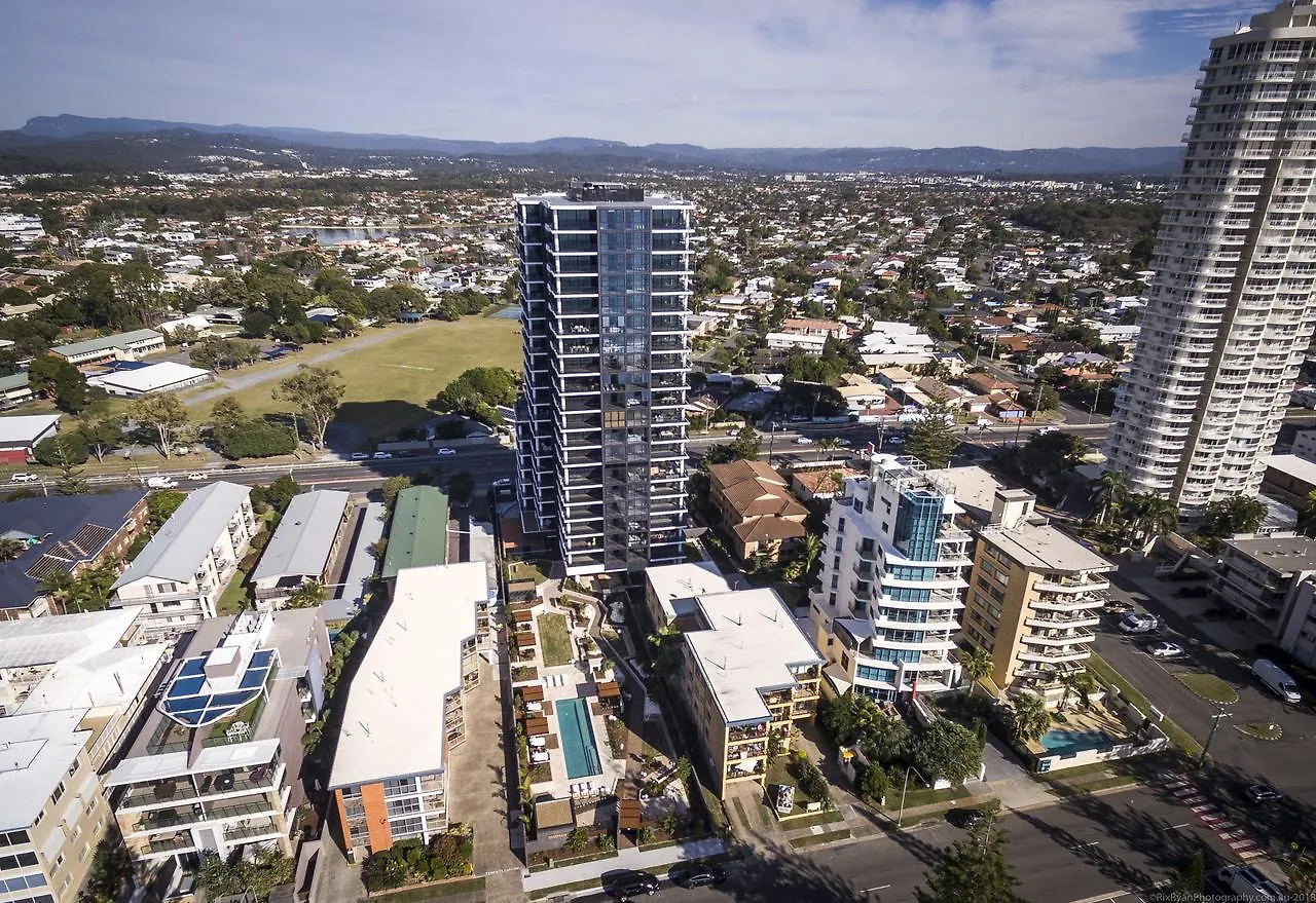Boardwalk Burleigh - Official 4*