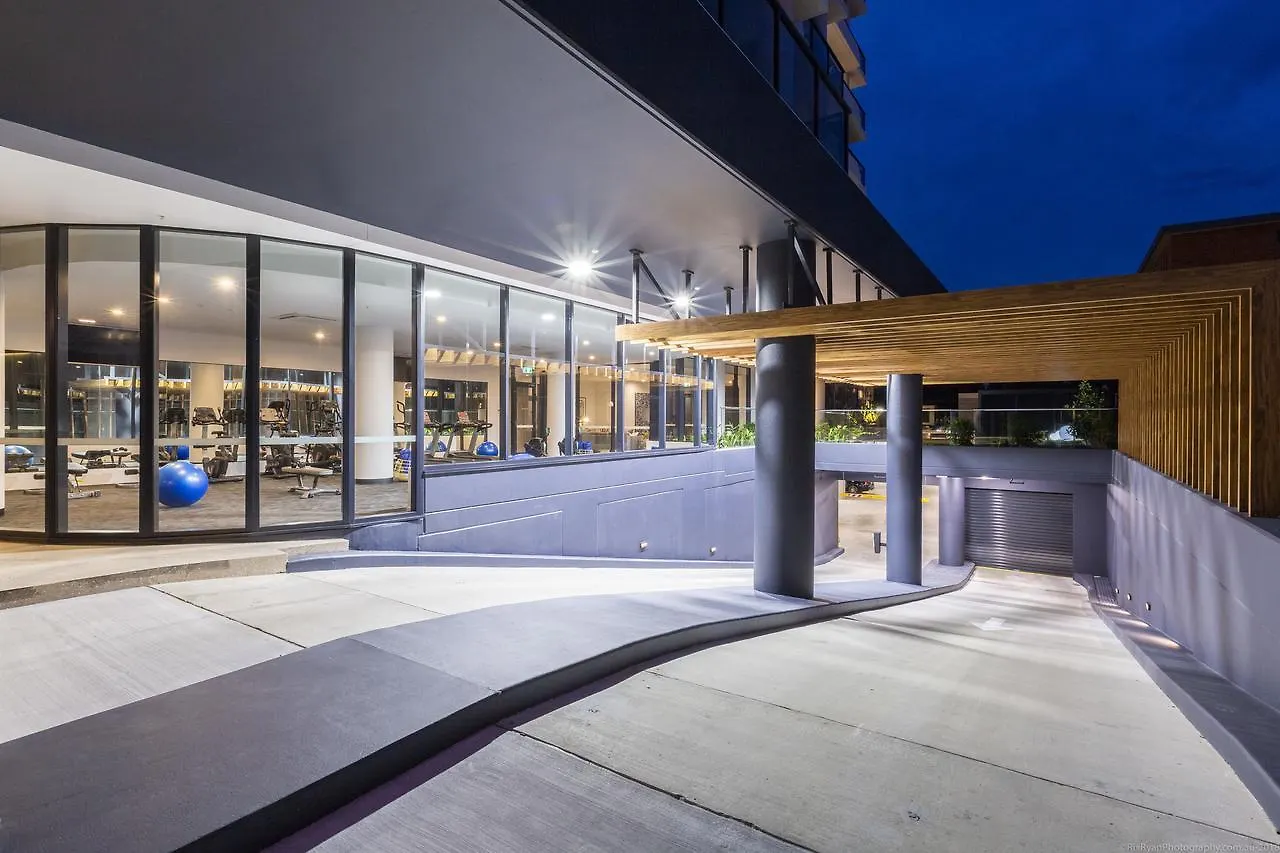 Boardwalk Burleigh - Official Aparthotel
