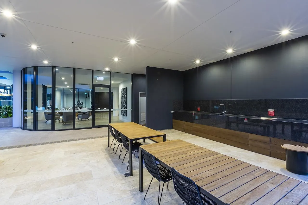 Boardwalk Burleigh - Official Gold Coast