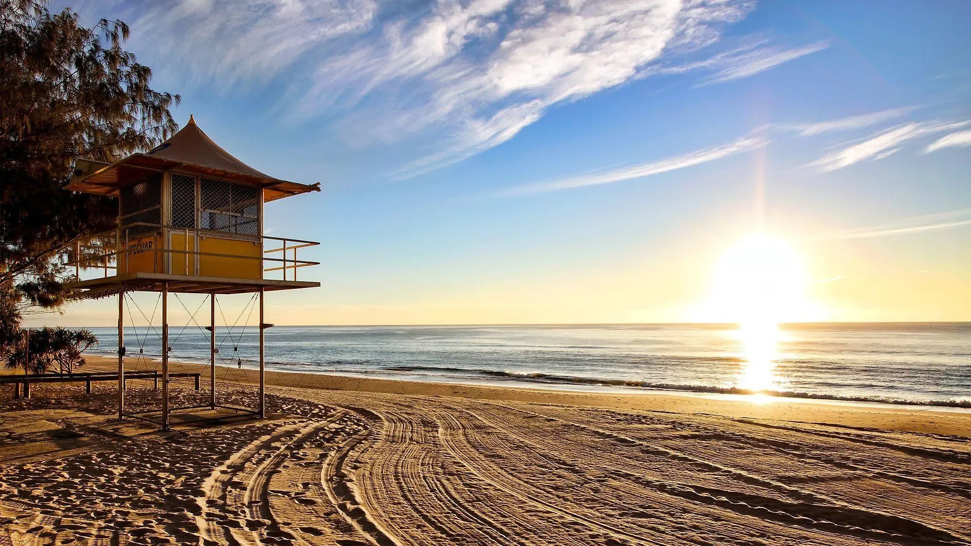 Seacrest Beachfront Surfers Paradise 4*