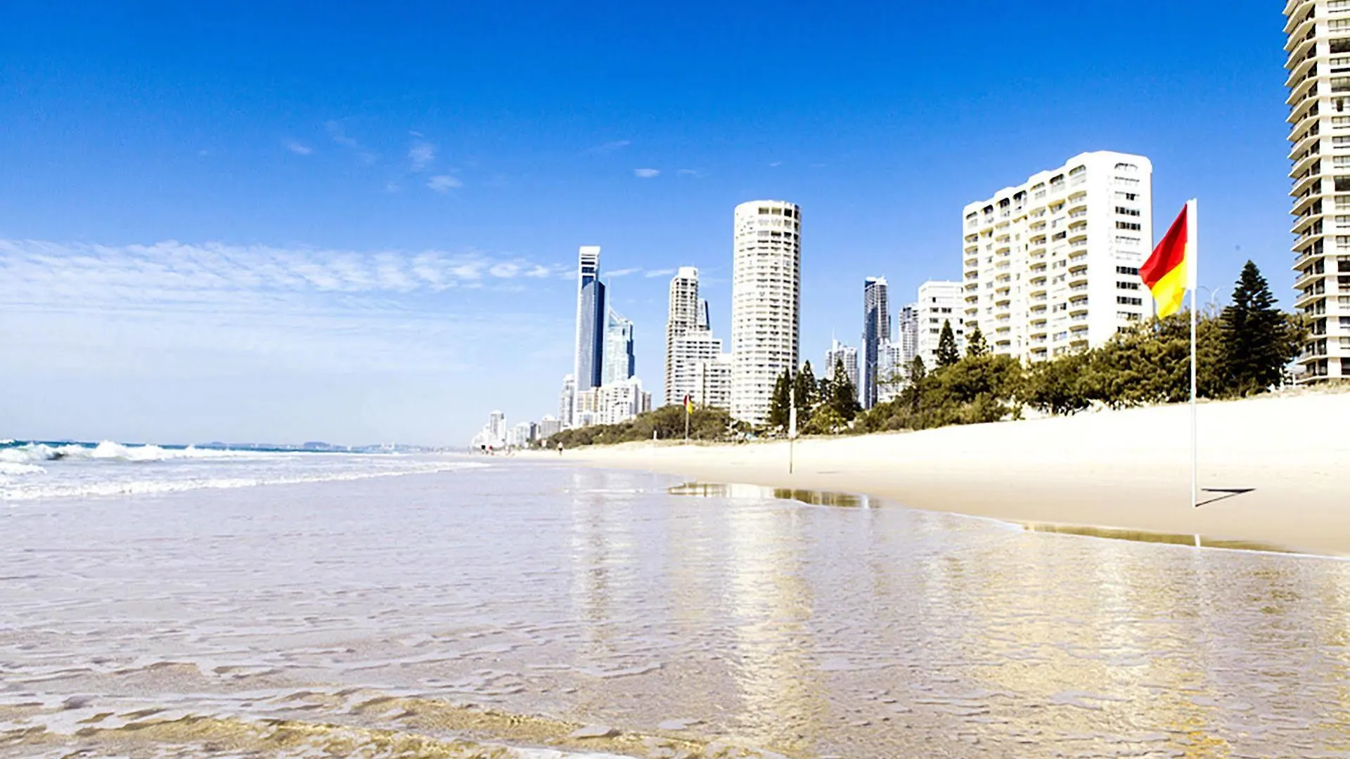 Seacrest Beachfront Surfers Paradise 4*