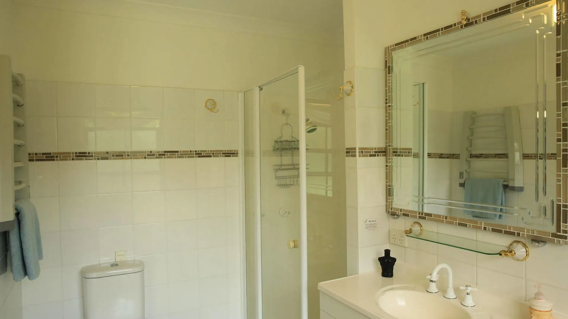 Della Rosa فندق مبيت وإفطار 4*
